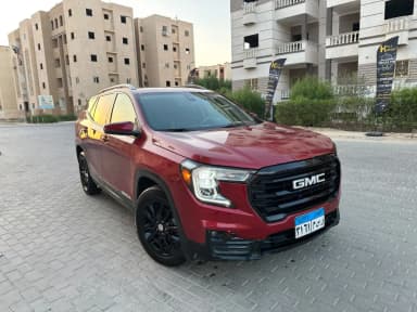 GMC Terrain  2022 FWD Elevation Red Automatic — Used - 2