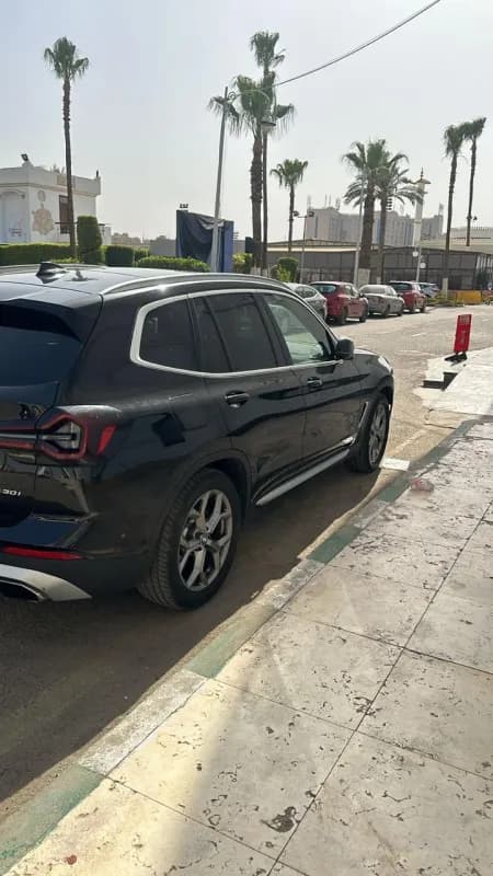 BMW X3 2024 X DRIVE Black Automatic — Used