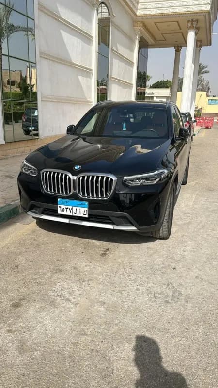 BMW X3 2024 X DRIVE Black Automatic — Used