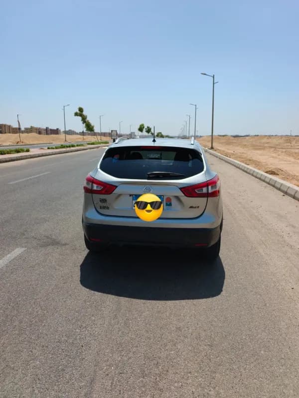 Nissan Qashqai 2016 Top Line Silver Automatic — Used
