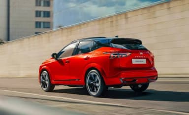 Nissan Qashqai 2027 N-connecta Plus Red Automatic — New - 4