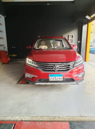 MG RX5 2021 Luxury Red Automatic — Used - 4