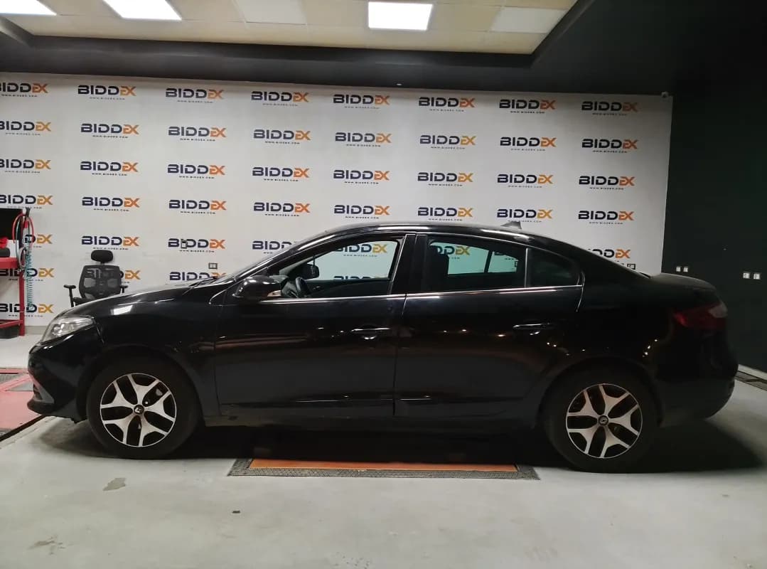 Renault Fluence 2014 E3 Black Automatic — Used