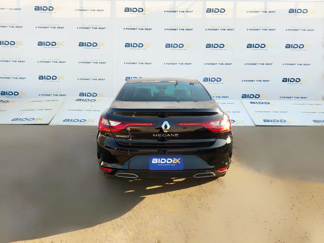 Renault Megane 2023 تيربو سيجنتشر أسود أوتوماتيك — جديدة