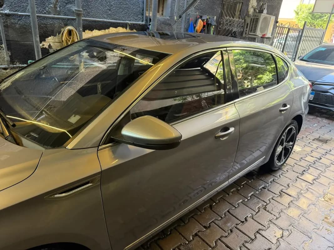 ام جي 6 2022 كومفرت فضي ناقل حركة مزدوج القابض — مستعملة