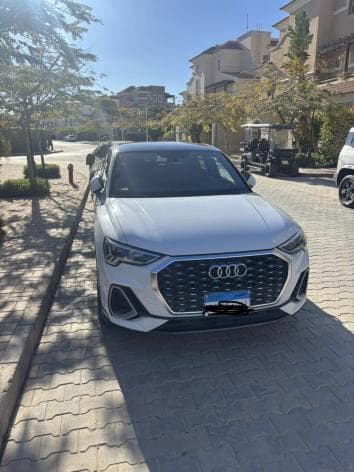 أودي كيو 3 2021