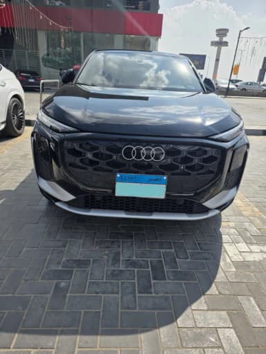 أودي كيو 3 2026 سبورت باك اس لاين أسود أوتوماتيك — مستعملة - 2