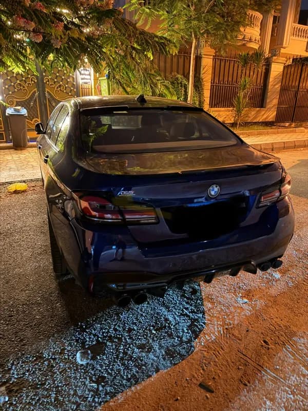 بي ام دبليو 520i 2014 ام سبورت أحمر أوتوماتيك — مستعملة