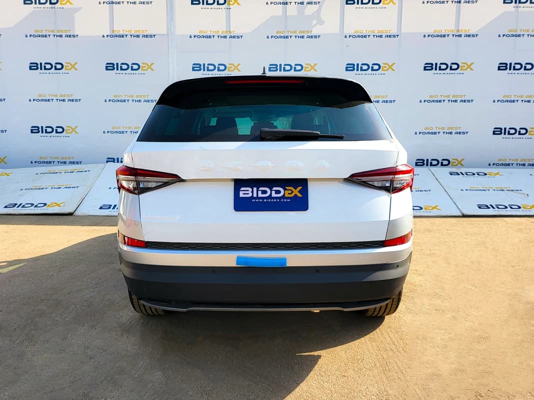 Skoda KODIAQ 2024 ستايل فضي أوتوماتيك — جديدة