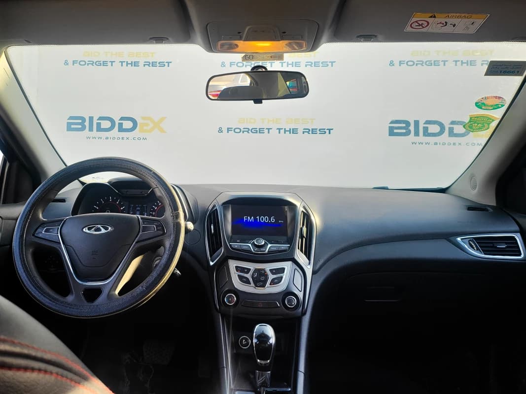 Chery اريزو 2022 هاي لاين أسود أوتوماتيك — مستعملة