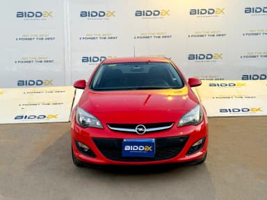 Opel Astra 2020 توب لاين أحمر أوتوماتيك — مستعملة - 2