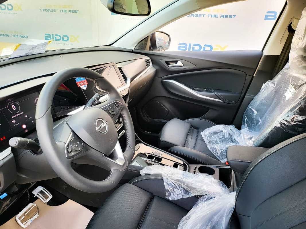 Opel Grand land 2024 Topline White Automatic — New