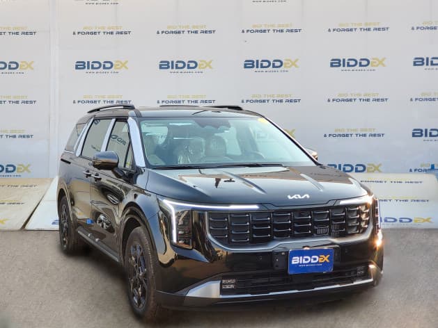 Kia Carnival 2025 جرافيتي أسود أوتوماتيك — جديدة