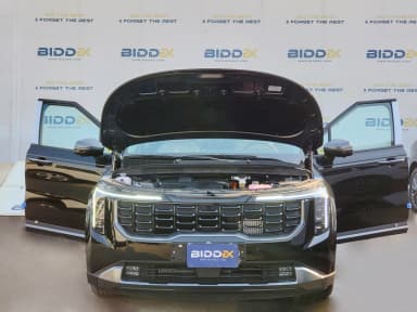 Kia Carnival 2025 جرافيتي أسود أوتوماتيك — جديدة - 4