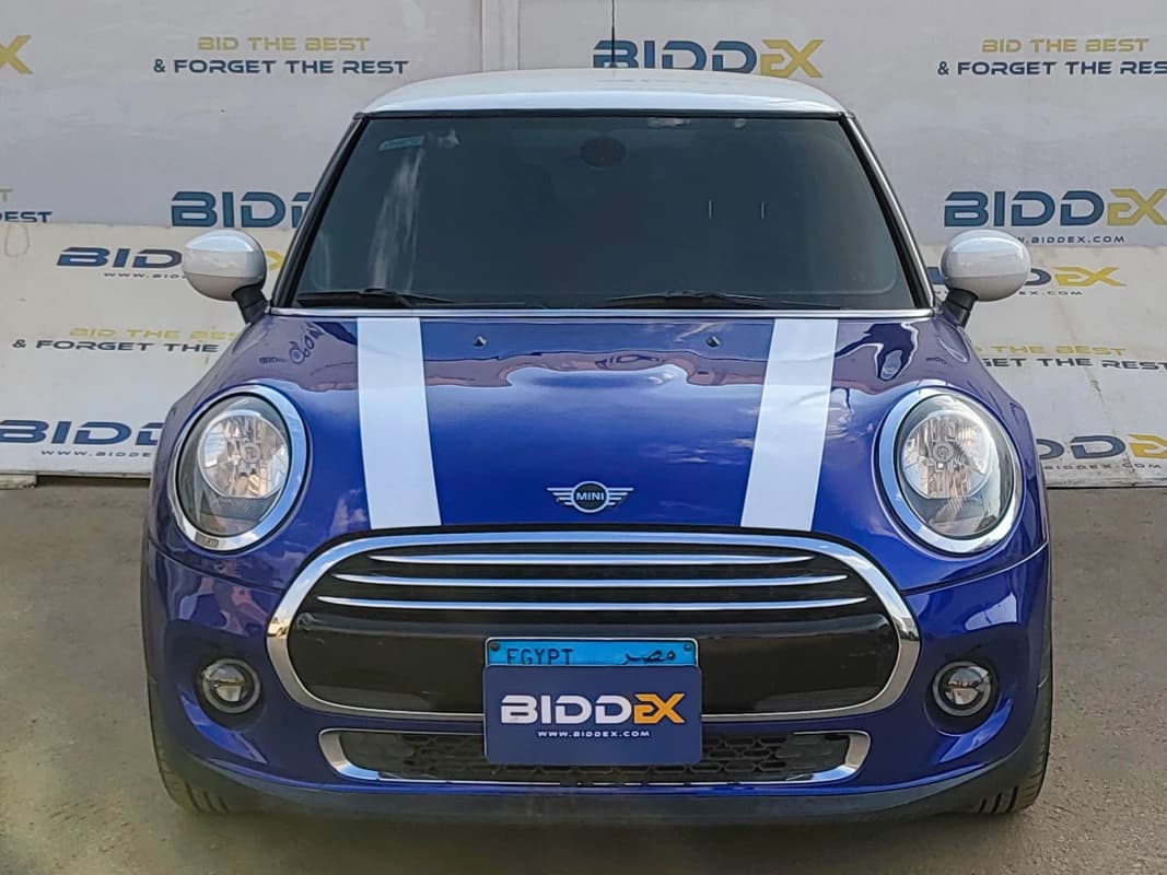 Mini Cooper S 2021 اس أزرق أوتوماتيك — مستعملة