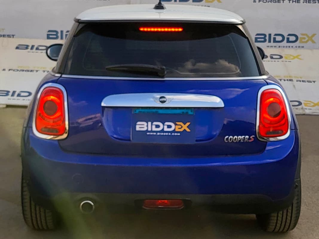 Mini Cooper S 2021 اس أزرق أوتوماتيك — مستعملة