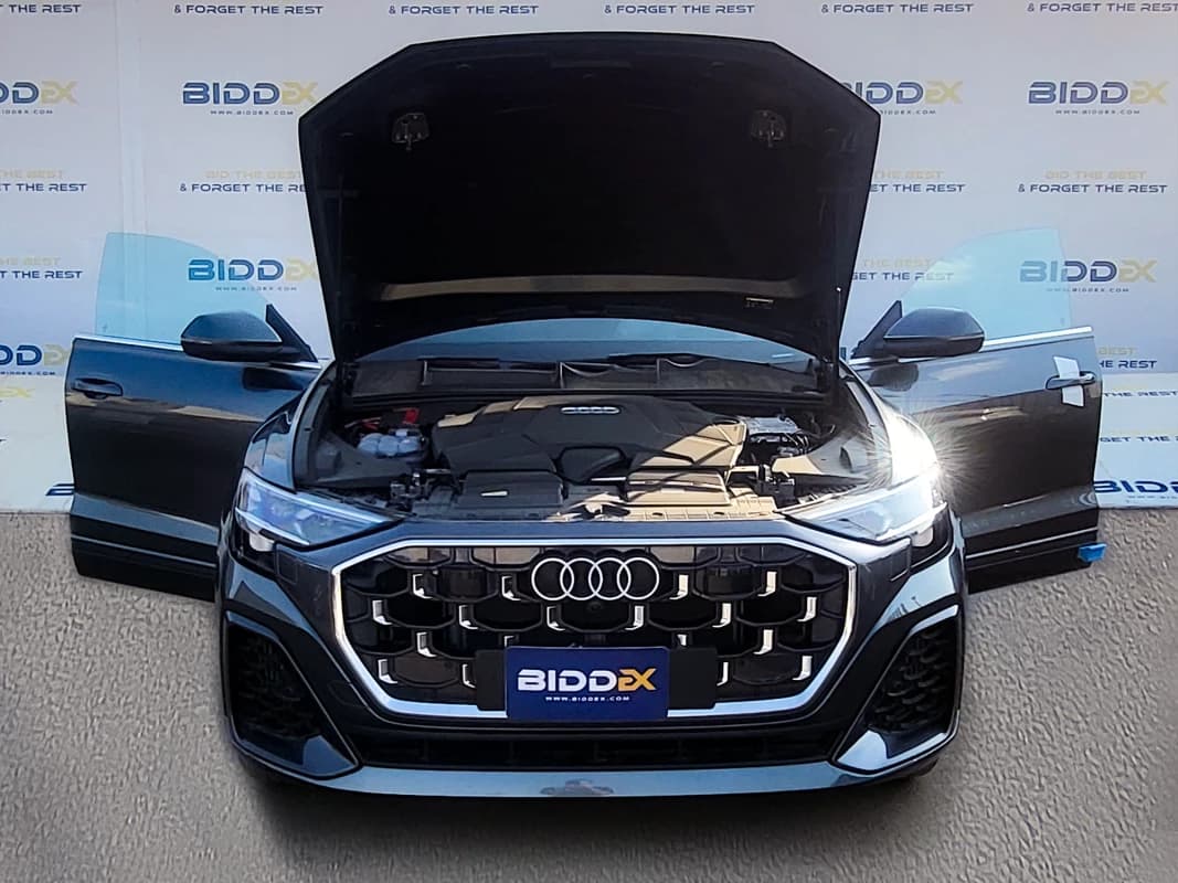 Audi Q8 2024 اس لاين أبيض أوتوماتيك — جديدة