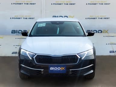 سكودا Octavia A8 2025 سويت أسود أوتوماتيك — جديدة - 2