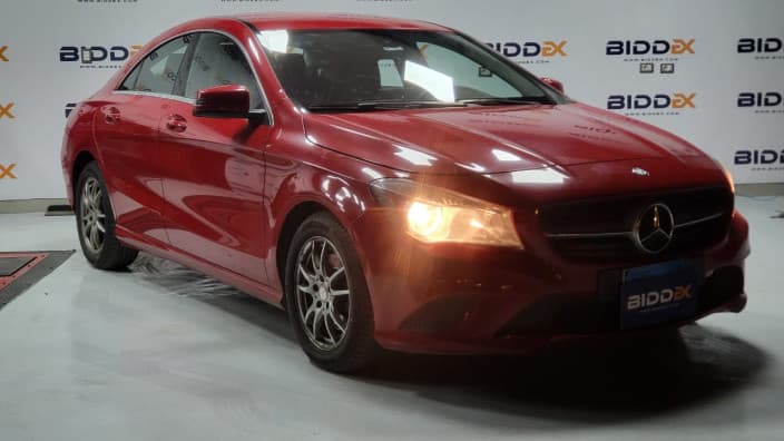 Mercedes-Benz CLA 200 2023 ايه ام جي فضي أوتوماتيك — مستعملة