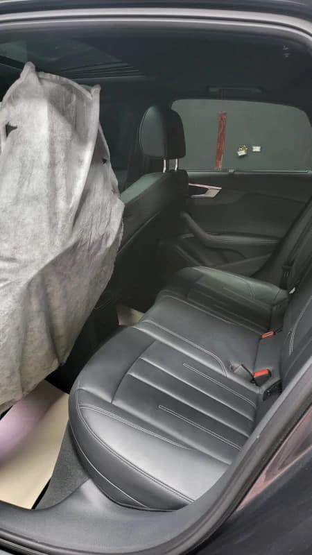 Audi A4 2024 اس لاين رمادي أوتوماتيك — مستعملة
