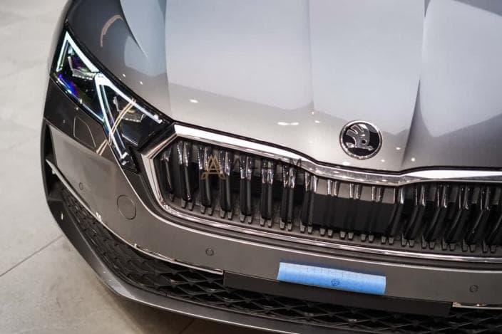  سكودا  اوكتافيا A8 2025