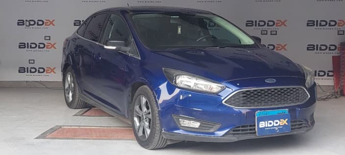Ford Focus 2017 اول فئة  أزرق أوتوماتيك — مستعملة