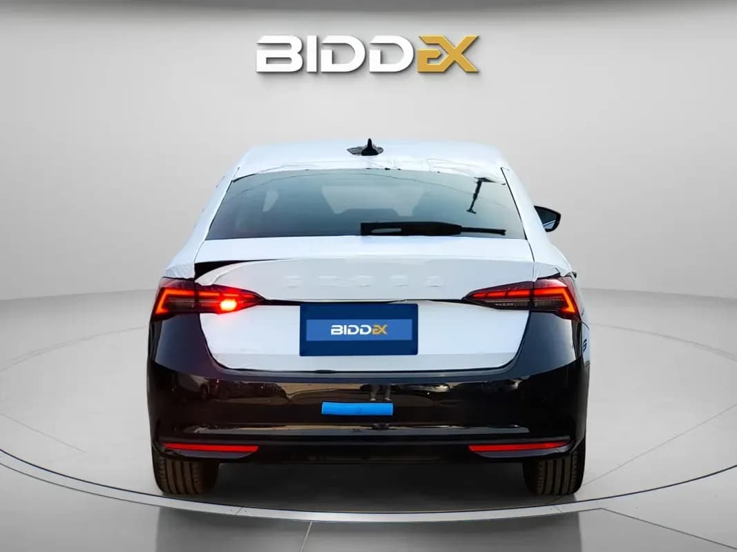 Skoda Octavia A8 2026 سويت أسود أوتوماتيك — جديدة