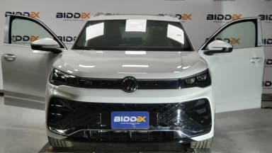 Volkswagen Tiguan 2024 ار لاين أبيض أوتوماتيك — جديدة - 4