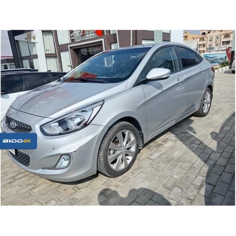 Hyundai Accent RB 2024 هاي لاين فضي أوتوماتيك — مستعملة