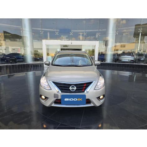 Nissan Sunny 2021 سوبر صالون ذهبي أوتوماتيك — مستعملة