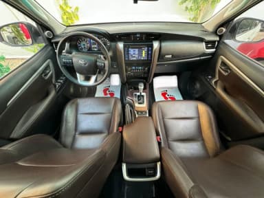 Toyota Fortuner 2021 Big motor 4000 White Automatic — Used - 4