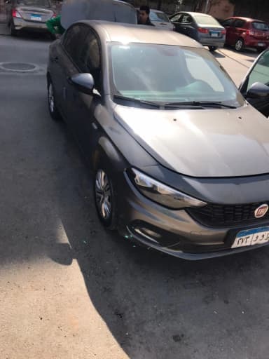 Fiat Tipo 2019 بيز لاين بني أوتوماتيك — مستعملة - 3