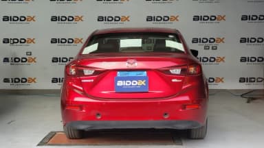 Mazda 3 2019 هاي لاين أحمر أوتوماتيك — مستعملة - 2