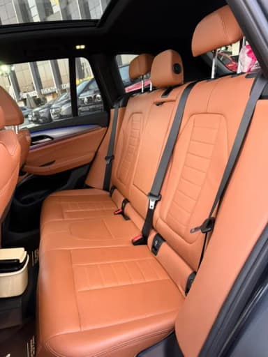 بي ام دبليو X3 2021 اكس درايف رمادي أوتوماتيك — مستعملة - 4