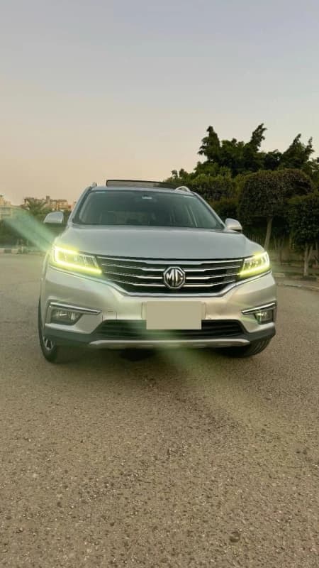 MG RX5 2019 لاكشري فضي أوتوماتيك — مستعملة