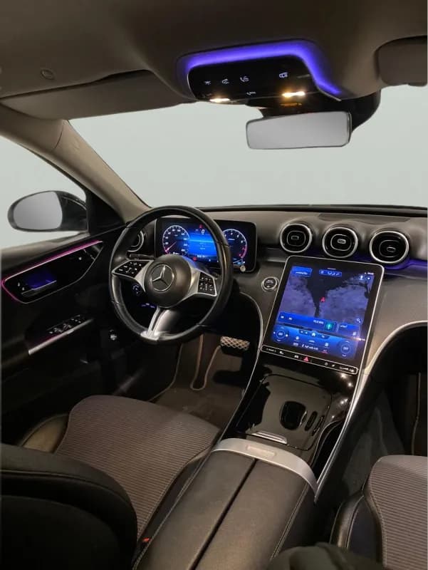 مرسيدس بنز C180 2022 ايه ام جي أسود أوتوماتيك — مستعملة