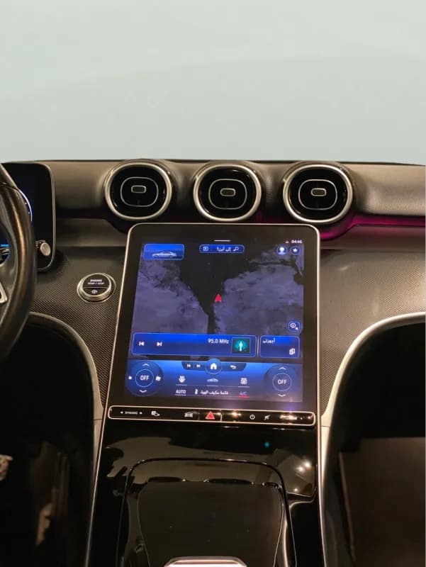 مرسيدس بنز C180 2022 ايه ام جي أسود أوتوماتيك — مستعملة