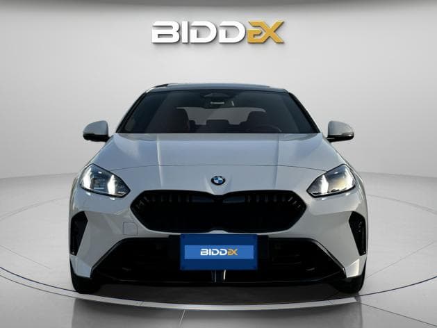 بي ام دبليو 218i 2026 ام سبورت أبيض أوتوماتيك — مستعملة