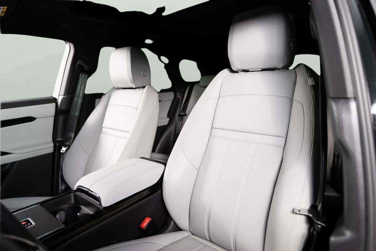 لاند روفر ايفوك 2026