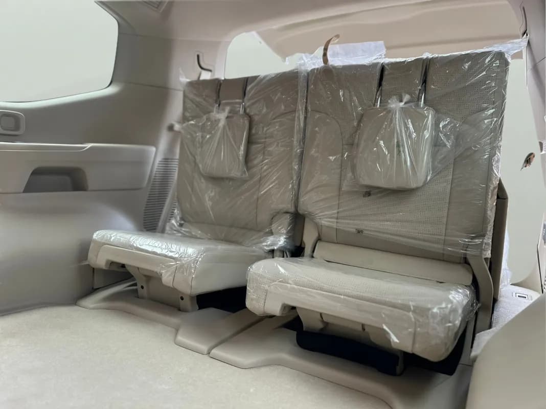 تويوتا لاند كروزر 2025