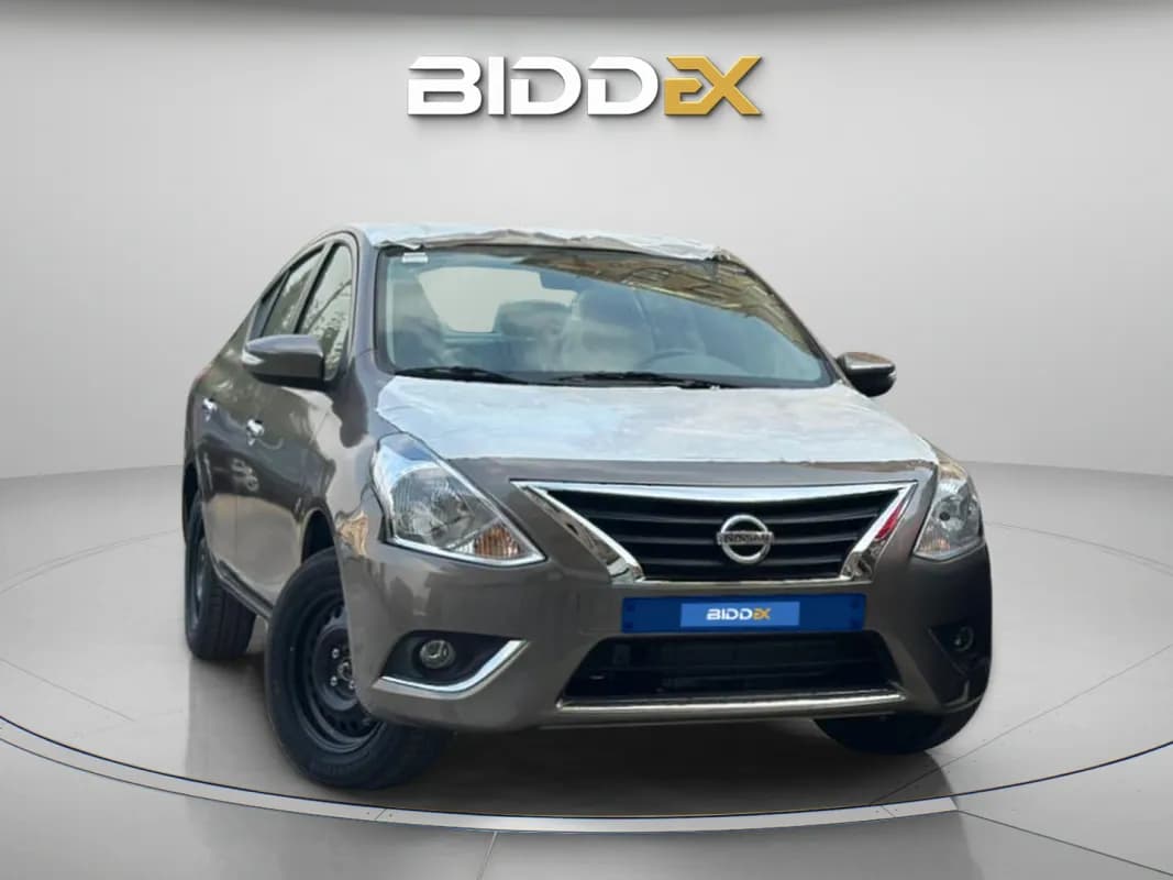 نيسان صني 2026 اول فئه رمادي أوتوماتيك — جديدة