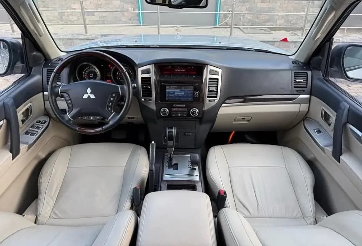 ميتسوبيشي باجيرو 2018