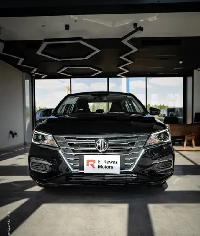 ام جي 5 2026 لاكشري أسود أوتوماتيك — جديدة