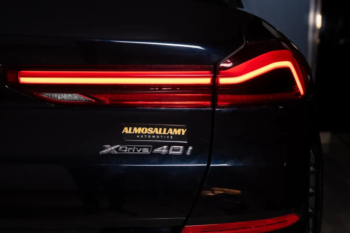 بي ام دبليو X6 2025 ام 40 اي أسود أوتوماتيك — مستعملة