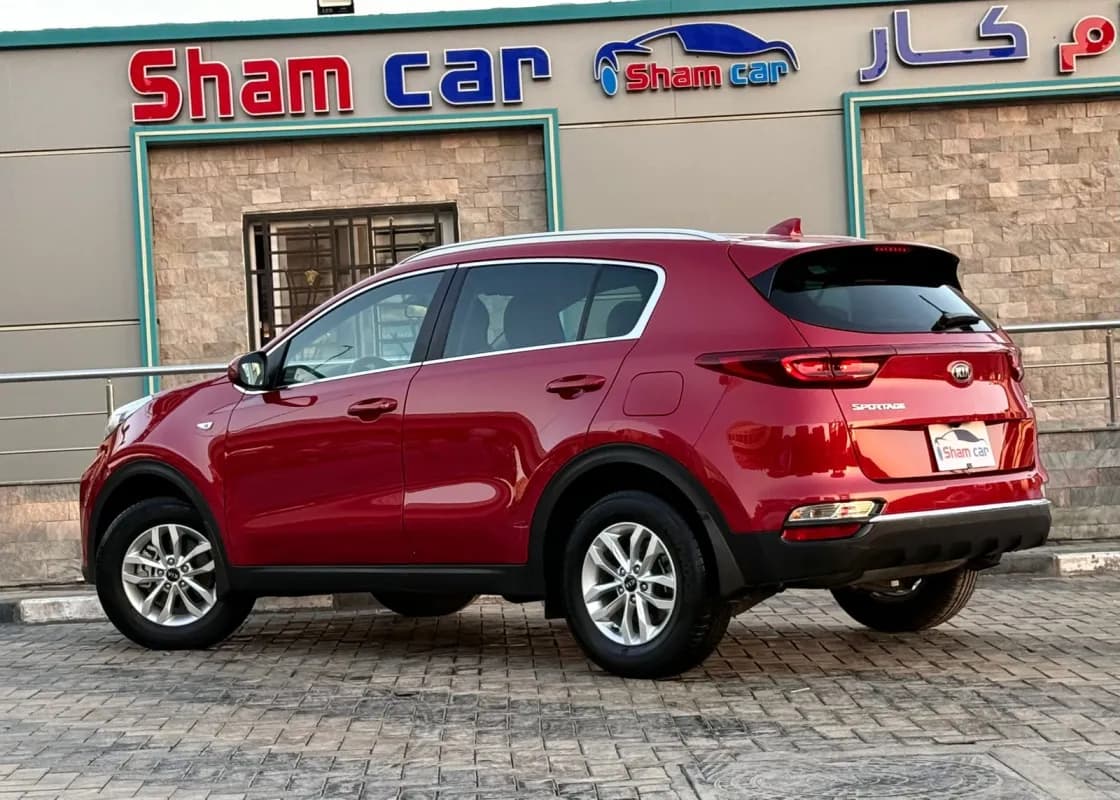 كيا سبورتاج 2022 ال اكس أحمر أوتوماتيك — مستعملة
