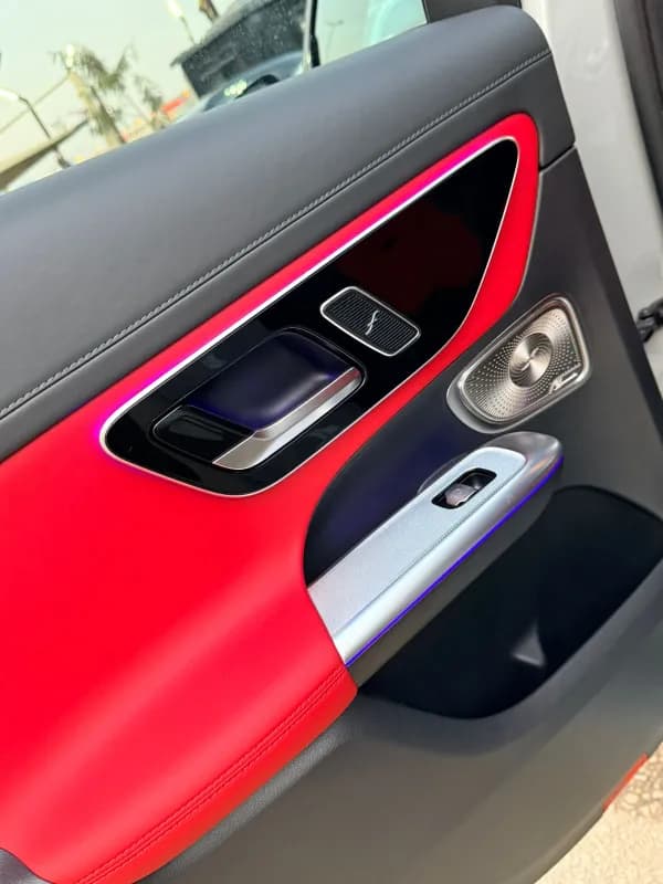 مرسيدس بنز GLC 300 2026