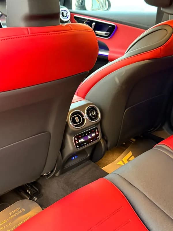 مرسيدس بنز GLC 300 2026