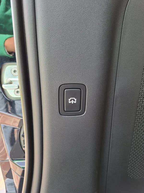 ديبال جي 138 2024 بريميم أزرق الداكن أوتوماتيك — جديدة