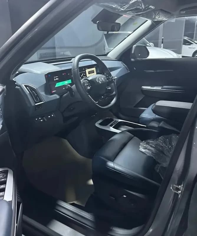 كيا اي في 5 2025