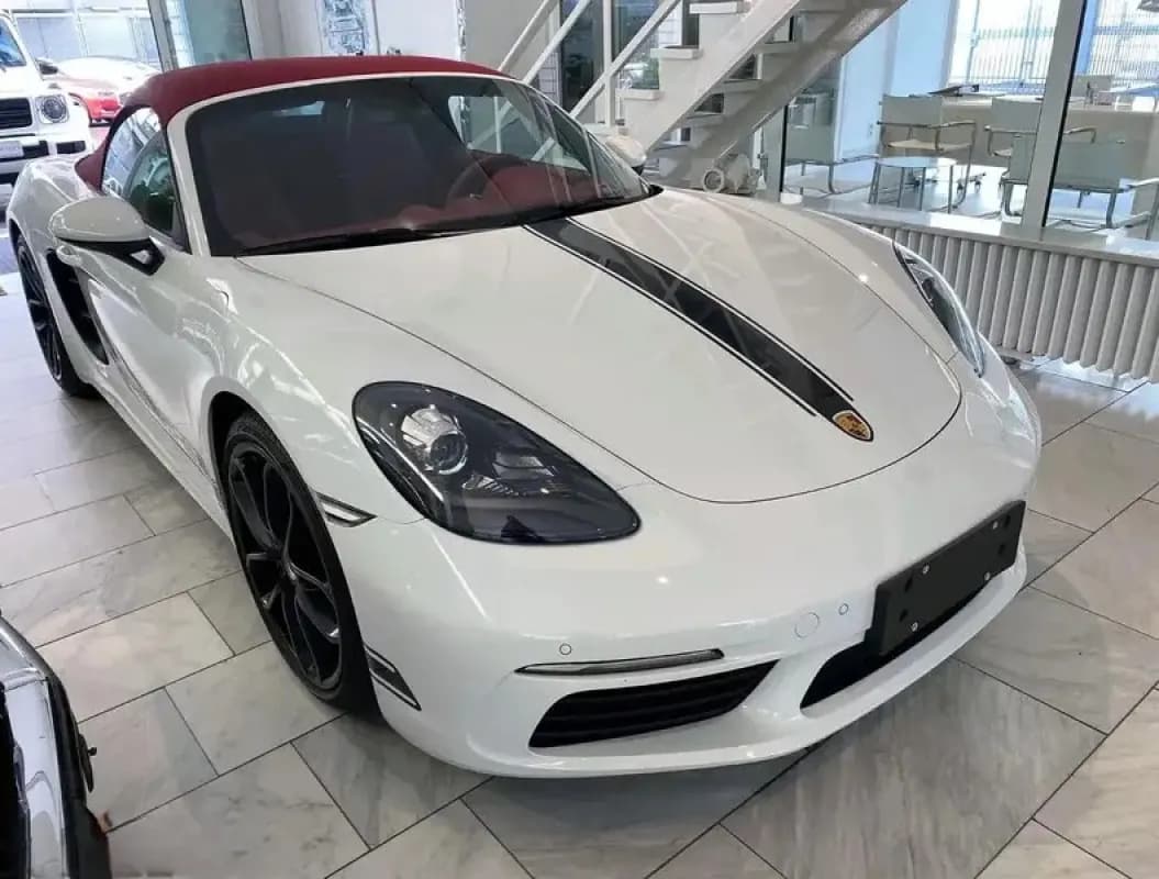 بورش 718بوكستر 2024